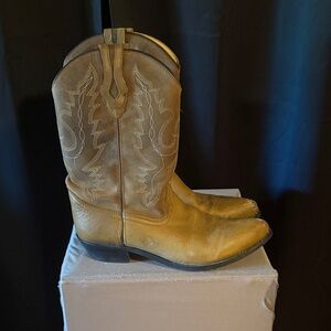 Brown Leather Heeled Boots